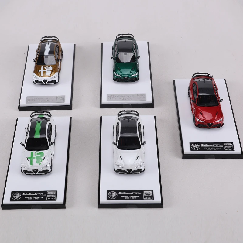 Hub Caps Cars Lounge CL 1:64 A - Model Kit Alfa Romeo review and price