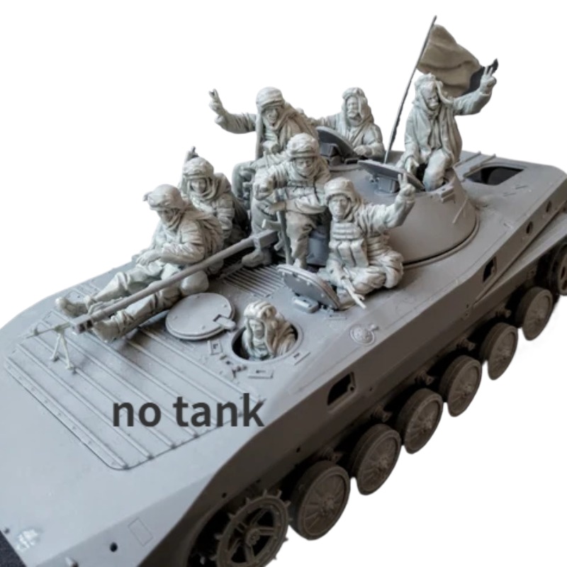 1/35 Scale Resin Figure Assemb - Model Kit Italeri review and price