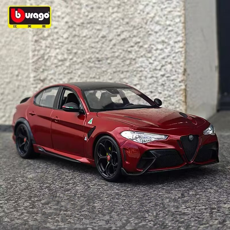 Bburago 1:18 Alfa Romeo Giulia - Model Kit Alfa Romeo review and price