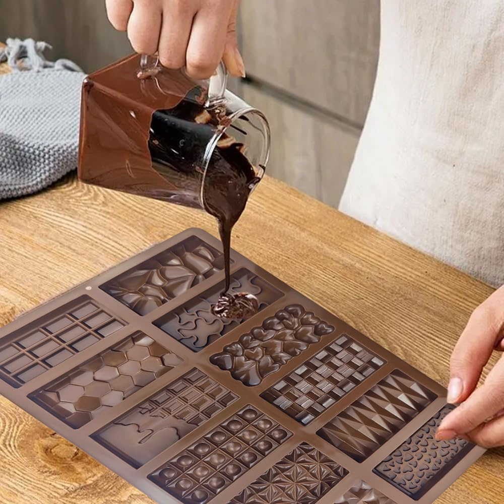 12 In 1 Chocolate Molds Dubai  - Model Kit For Beginners review and price