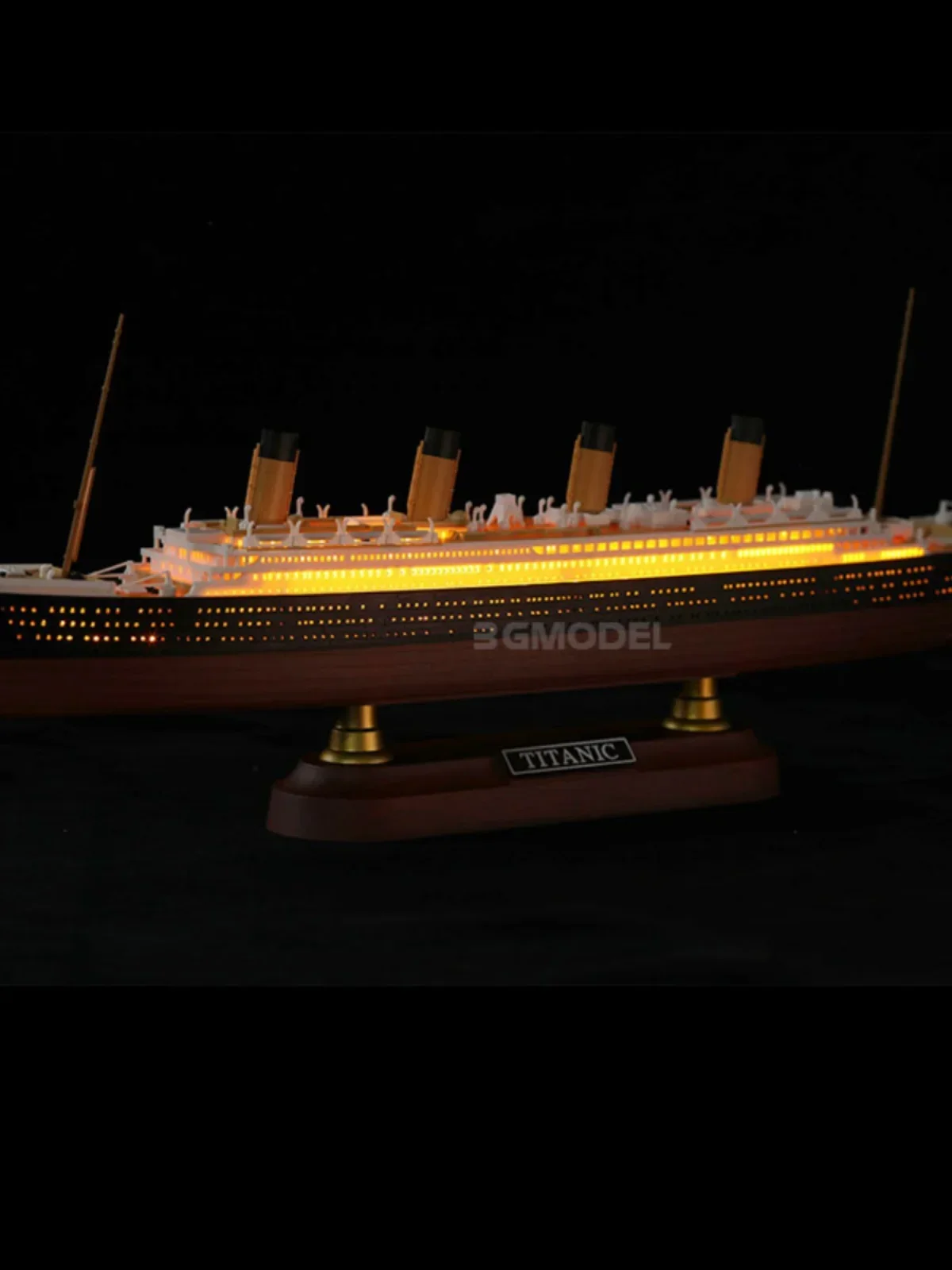 PS-008 MENG Titanic Cruise, Co - Model Kit Titanic review and price