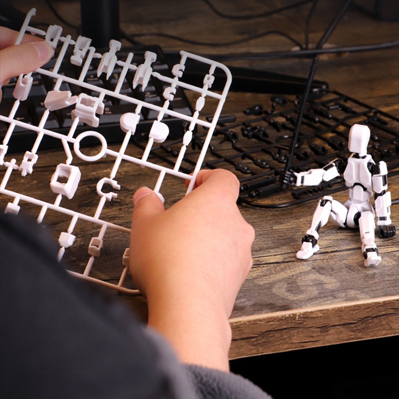 Titan Dummy 13 Action Figures  - Model Kit Titanic review and price