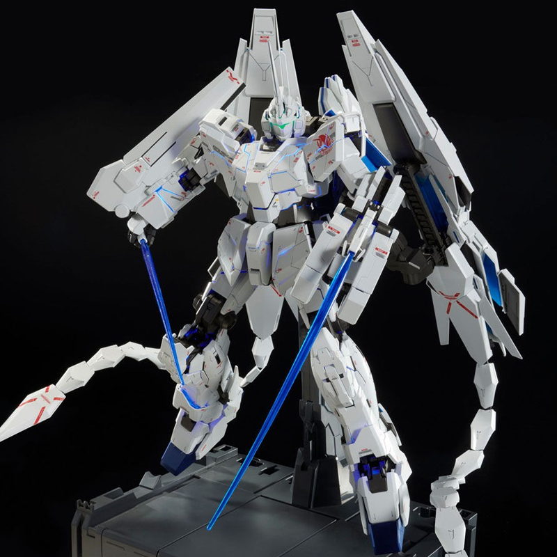 BANDAI Mobile Suit Gundam Unic - Model Kit Gundam Bandai review and price